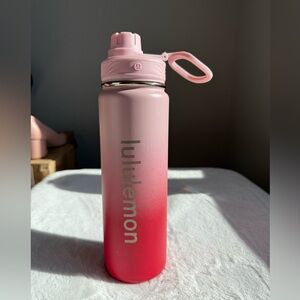 Lululemon back to life sport water bottle Ombré 24 oz